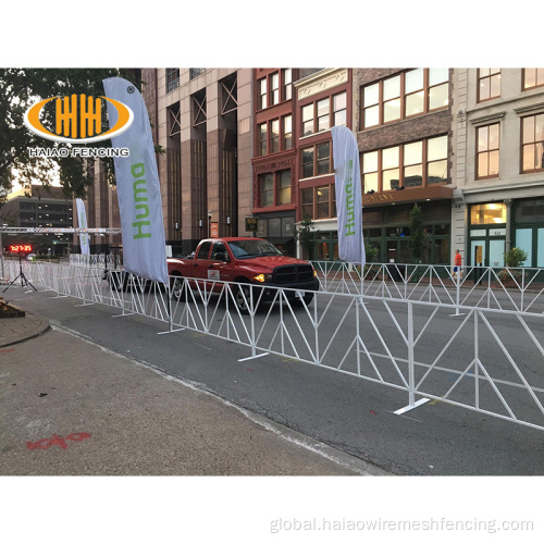 Removable Road Crowd Control Barriers certification galvanized retractable crowd control barrier Supplier